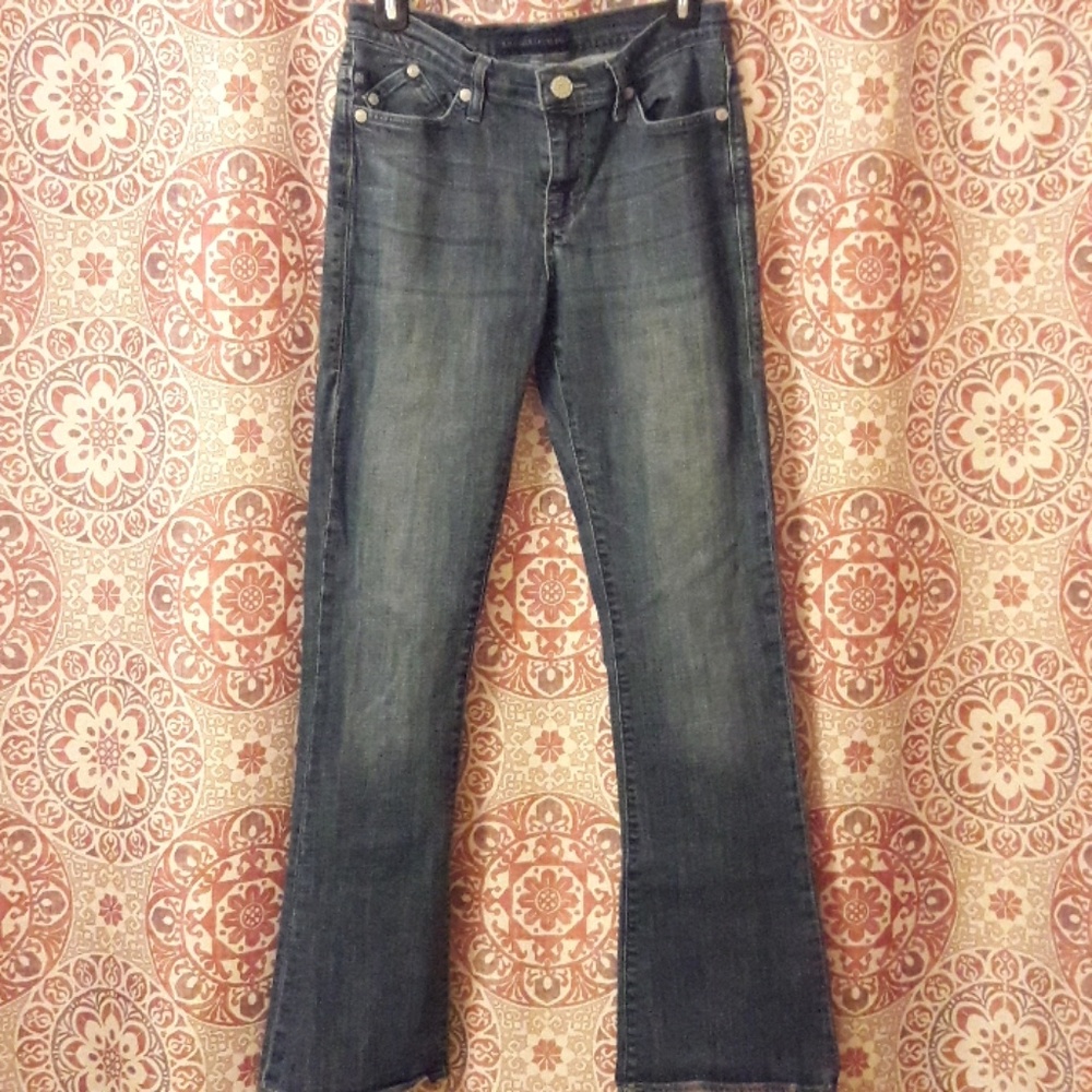 ROCK AND REPUBLIC JEANS